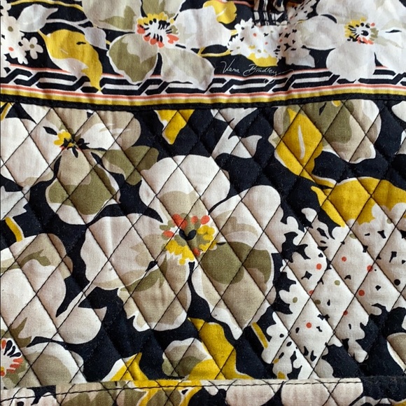 Small tote in Dogwood pattern - Picture 3 of 5